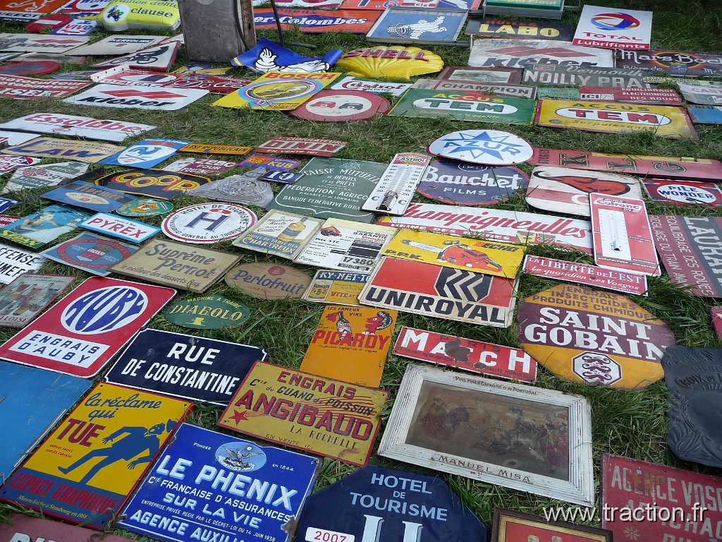 2014_Lipsheim (57).JPG - 33ème Bourse d'échange à Lipsheim, les plaques émaillées